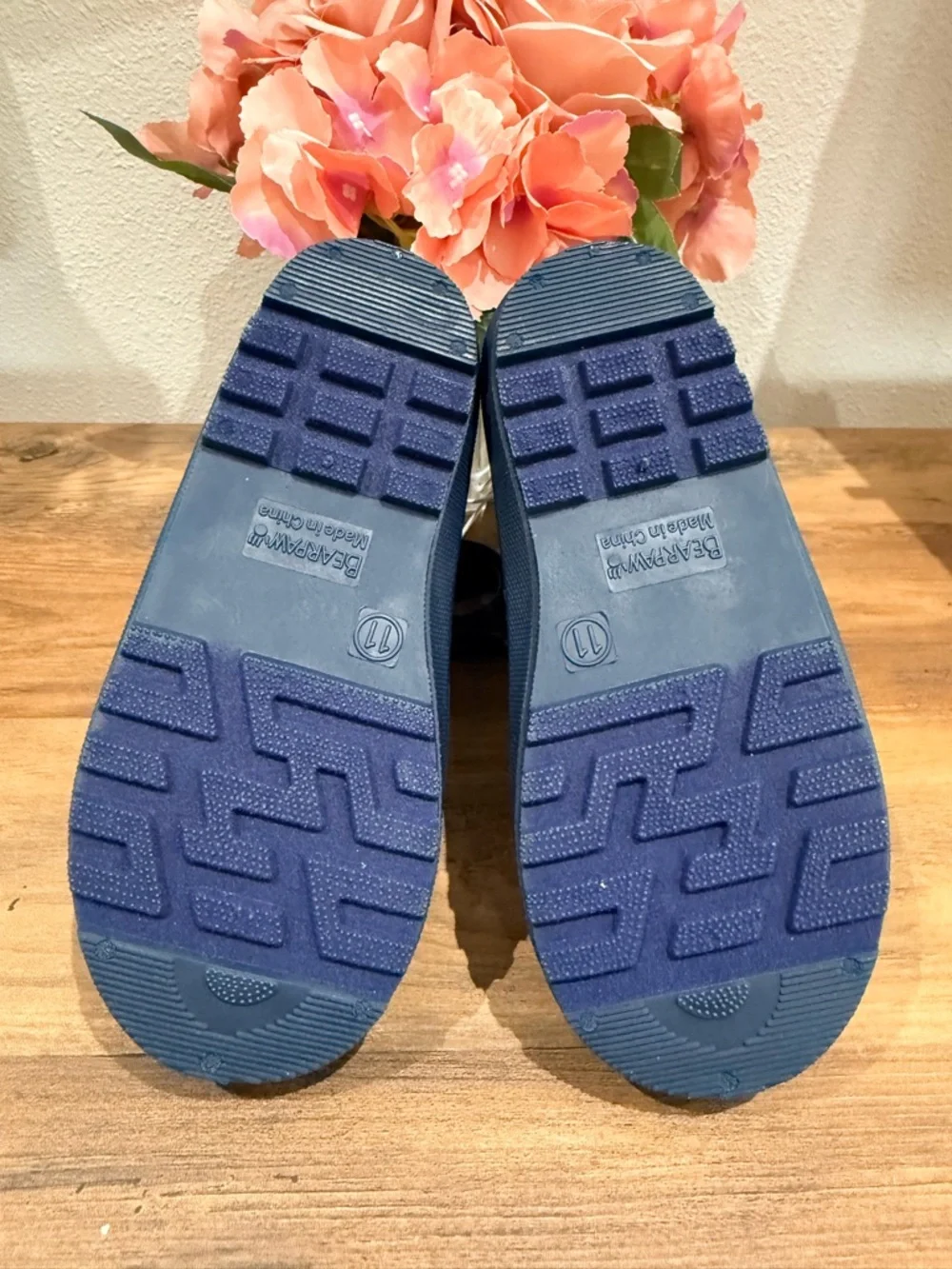 Bearpaw Little & Big Kid Unisex Chelsea Flat Heel Rain Boots in navy size 11